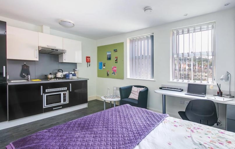 17-23 High Street, City Centre, Bangor - Image 1